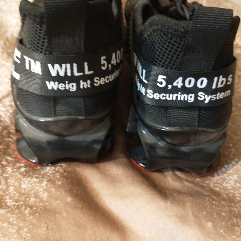 SHEIN RUNNING SHOES..........LIKE NEW - Picture 3 of 5